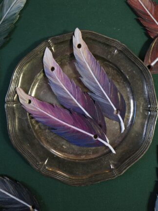 Piórko duże - fioletowe - zapięcie na kołek