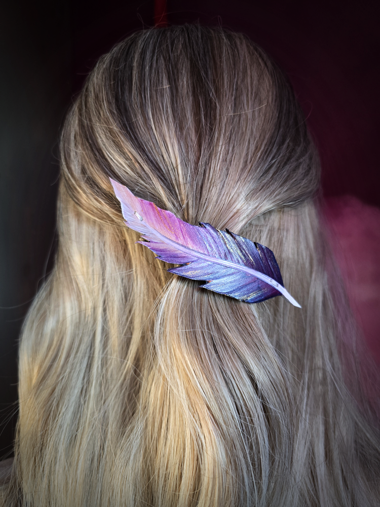 Piórko małe - fioletowe - zapięcie metalowe - obrazek 5