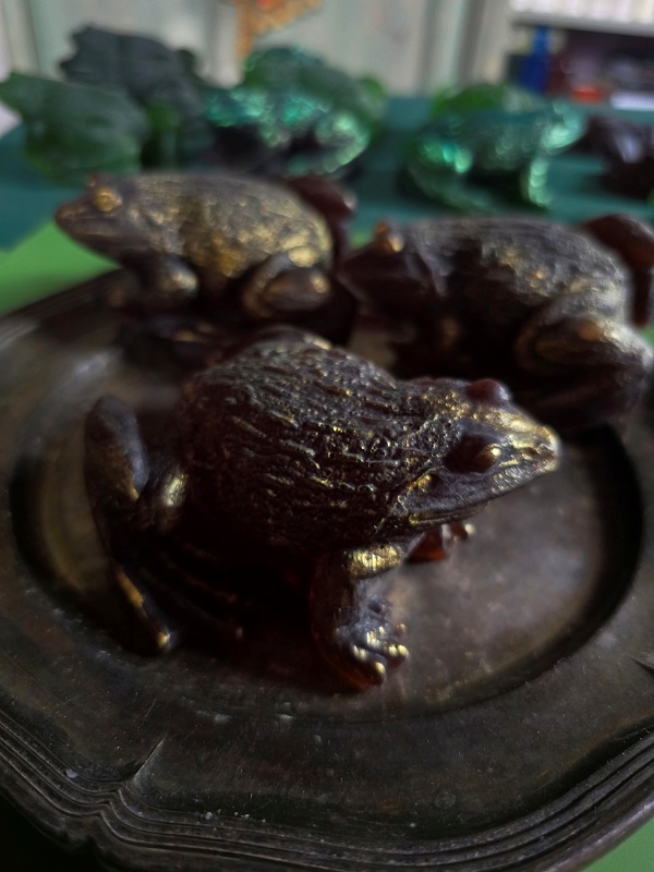 Mydło zdobione - Ropucha - glicerynowe - czekolada i wanilia - obrazek 6